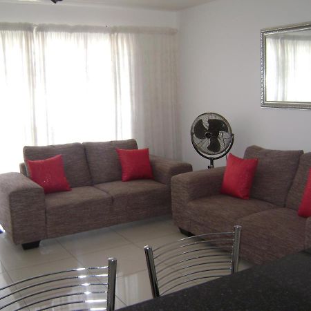 North Beach Durban Apartments מראה חיצוני תמונה
