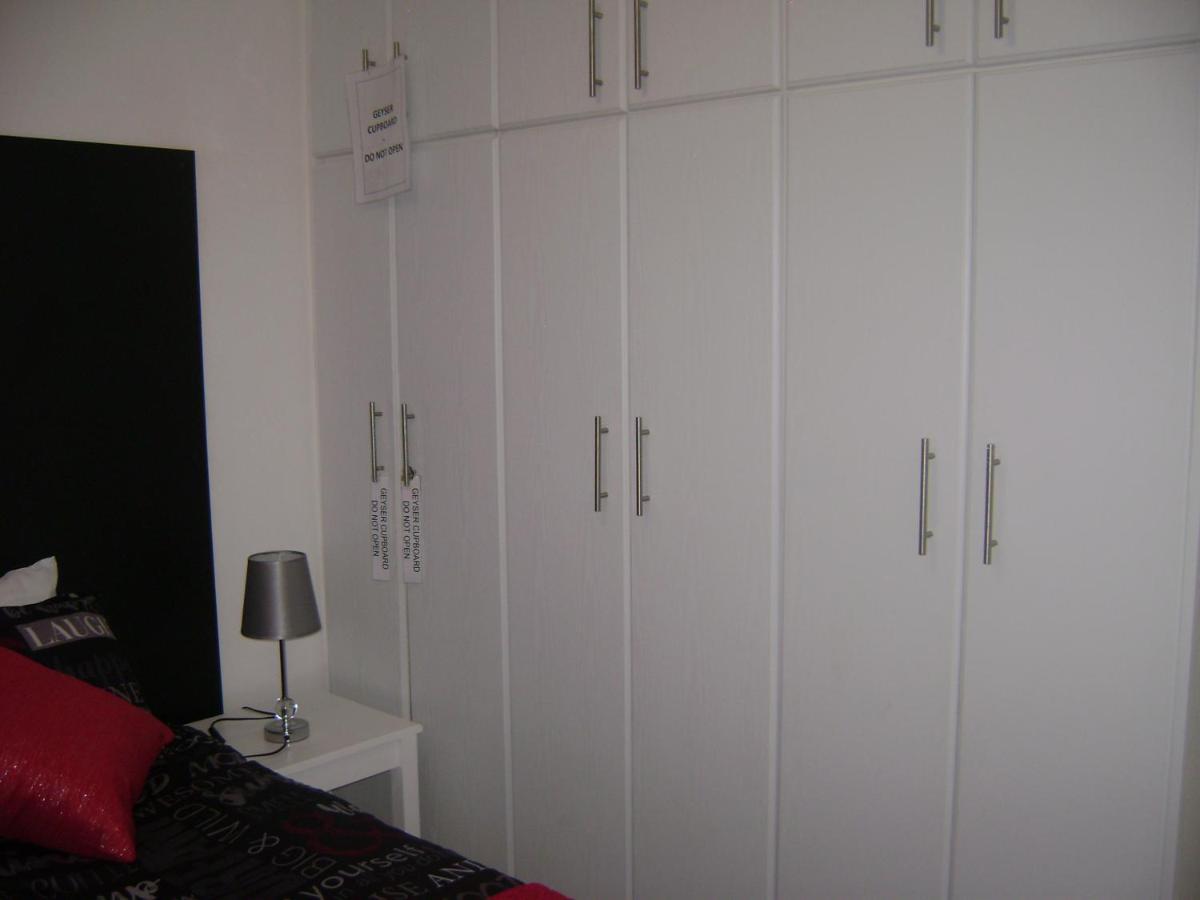 North Beach Durban Apartments מראה חיצוני תמונה