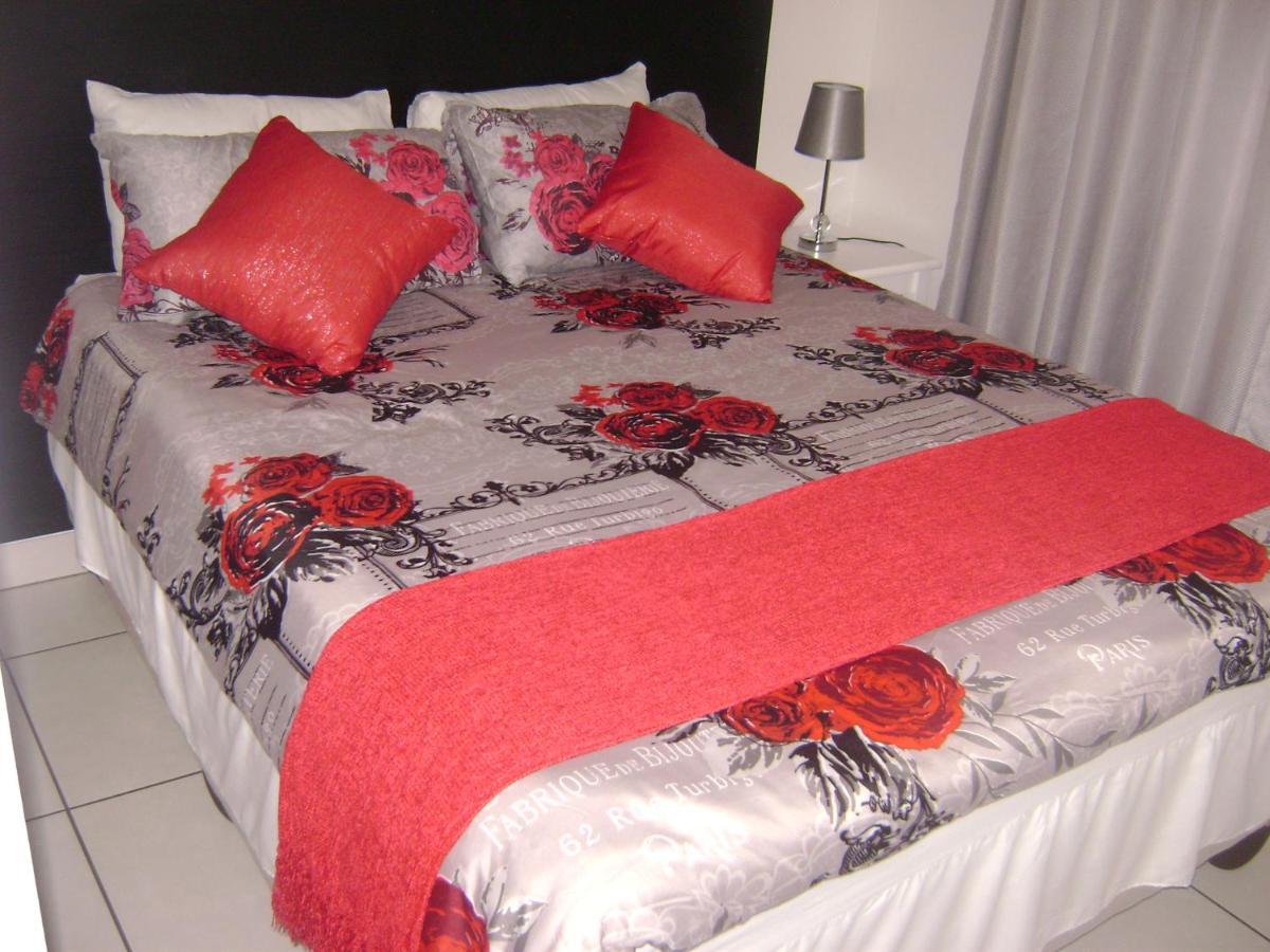 North Beach Durban Apartments מראה חיצוני תמונה